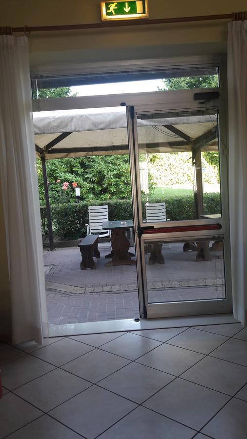 Hotel Parigi Castel San Pietro Terme Dış mekan fotoğraf