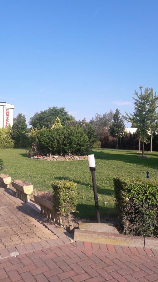 Hotel Parigi Castel San Pietro Terme Dış mekan fotoğraf