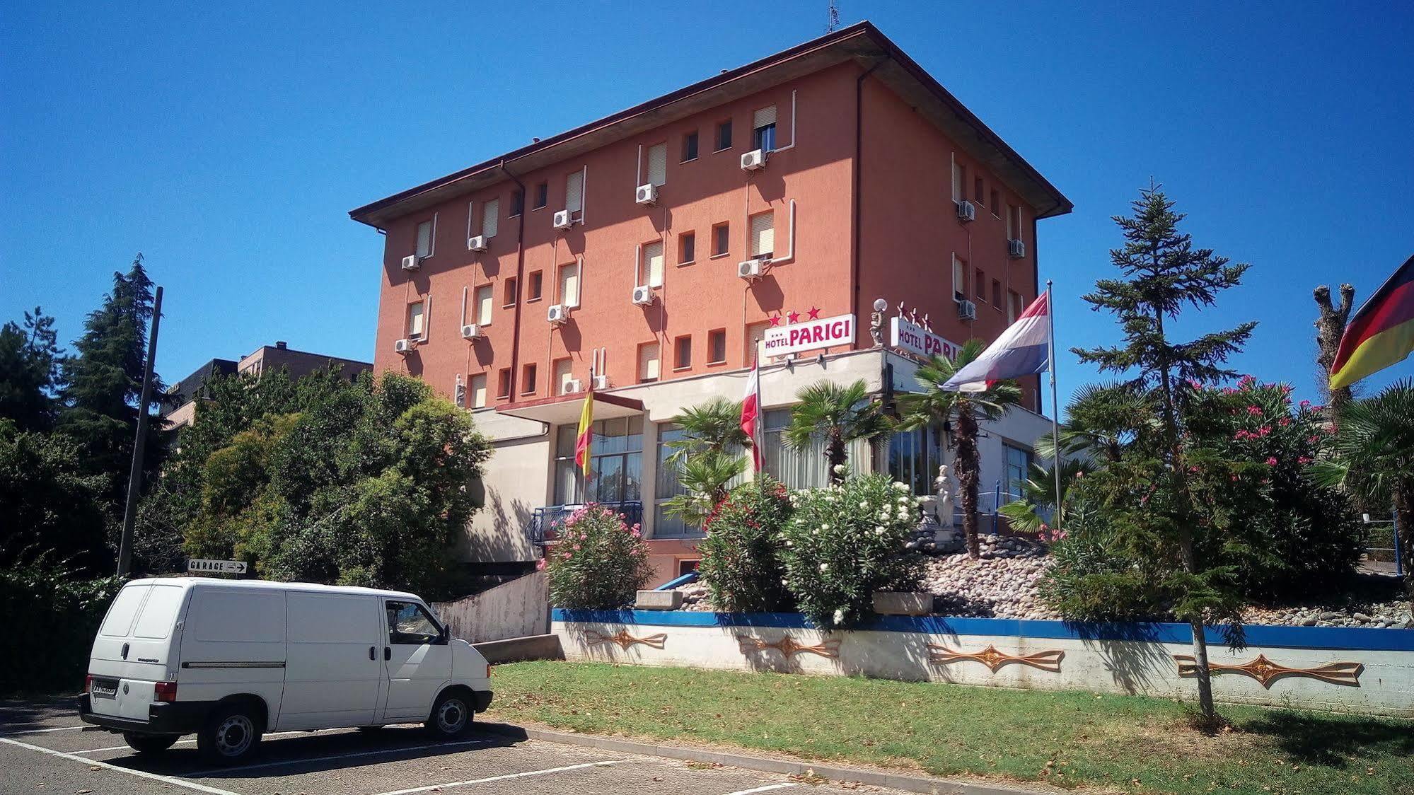 Hotel Parigi Castel San Pietro Terme Dış mekan fotoğraf